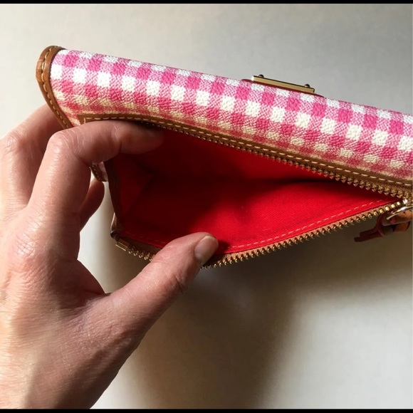 Dooney & Bourke Pink Gingham Continental Clutch - Picture 5 of 8